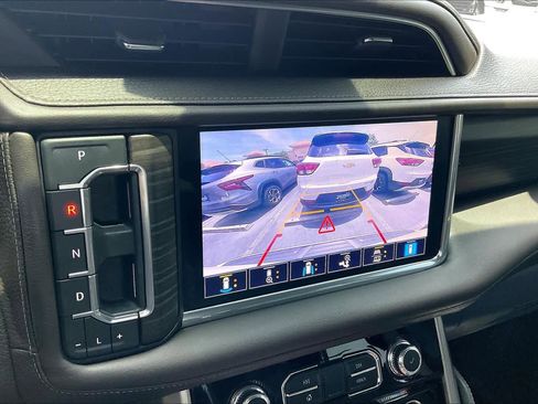 Used 2021 GMC Yukon Denali w/ Denali Premium Package RWD image 21