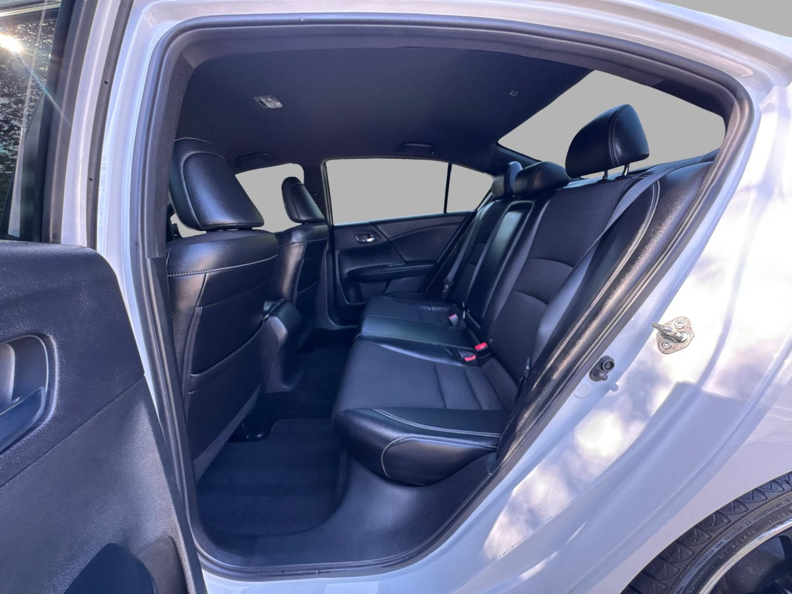 Used 2017 Honda Accord Sport image 34