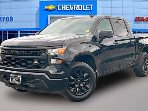 Used 2023 Chevrolet Silverado 1500 Custom AWD/4WD image 3