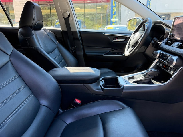 Certified 2023 Toyota RAV4 XLE Premium AWD/4WD image 3