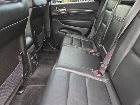 Used 2022 Jeep Grand Cherokee Limited image 13