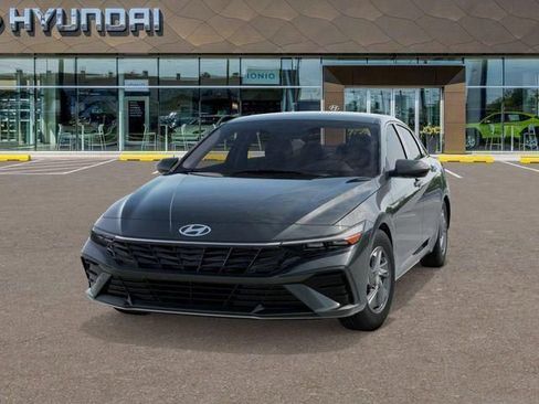 New 2026 Hyundai Elantra SE FWD image 6