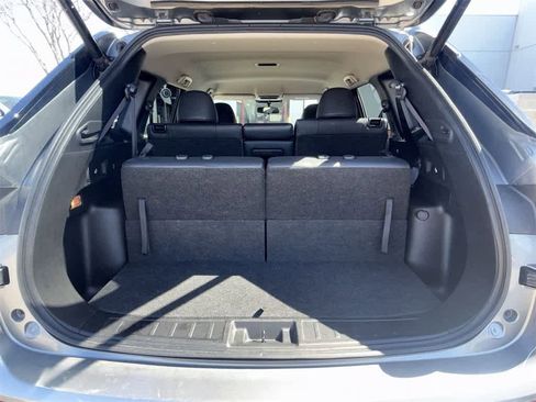 Used 2024 Mitsubishi Outlander SE image 15