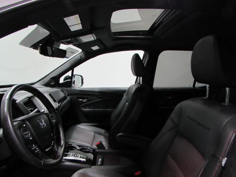 Used 2023 Honda Ridgeline Black Edition image 14