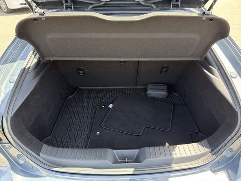 Used 2025 MAZDA MAZDA3 Hatchback w/Premium Plus Pkg image 24