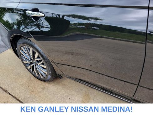 Certified 2025 Nissan Altima 2.5 SV FWD image 14