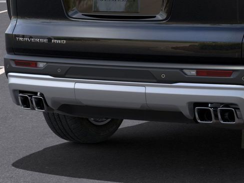 New 2025 Chevrolet Traverse LT w/ Enhanced Driving Package image 14