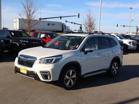 Used 2021 Subaru Forester Touring w/ Popular Package #2 image 3