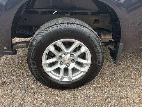 Used 2022 Chevrolet Silverado 1500 LT image 19