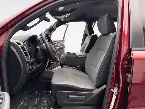 Used 2022 RAM 1500 Big Horn AWD/4WD image 11