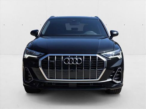 New 2025 Audi Q3 2.0T Premium w/ Convenience Package AWD/4WD image 2