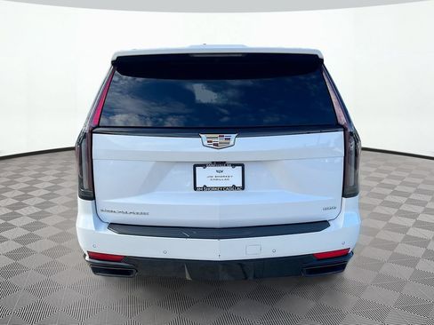 Used 2023 Cadillac Escalade ESV Sport w/ Touring Package AWD/4WD image 7