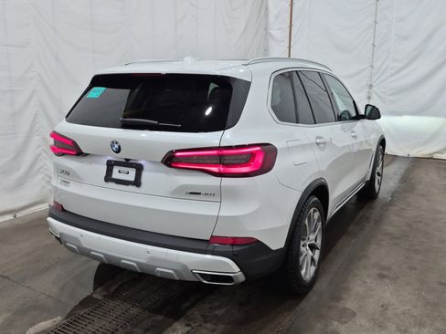 Used 2022 BMW X5 xDrive40i image 3