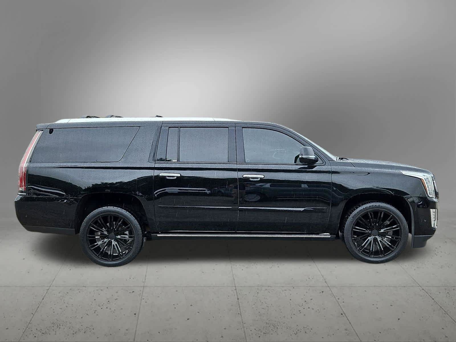 Used 2020 Cadillac Escalade ESV Platinum w/ Escalade Sport Edition AWD/4WD image 7