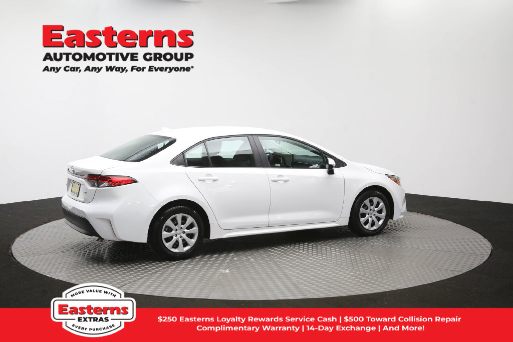 Used 2026 Toyota Corolla LE FWD image 41