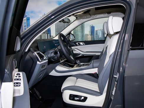 New 2026 BMW ALPINA XB7 image 20