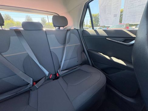 Used 2026 Kia Niro LX FWD image 35