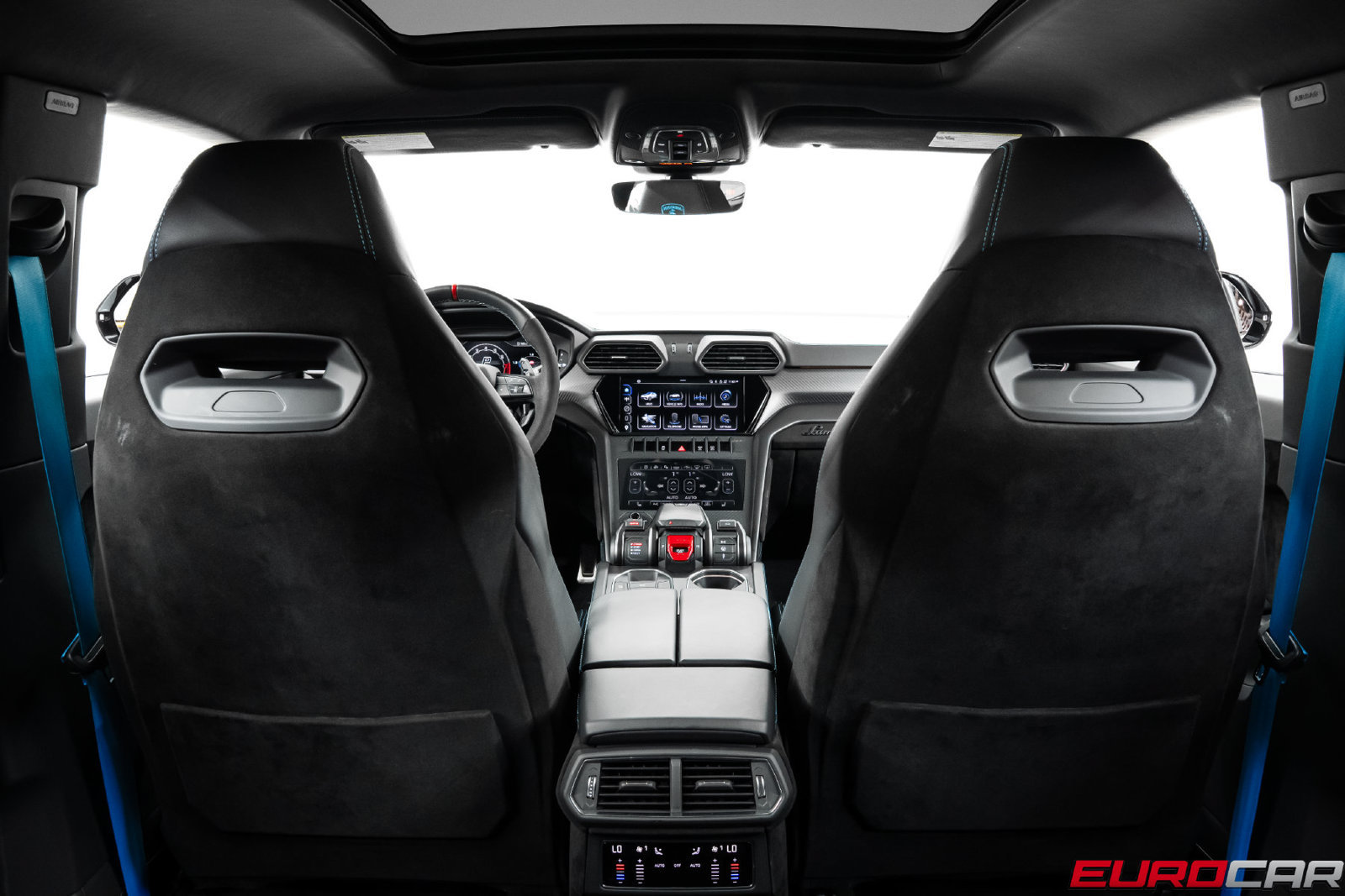 Used 2024 Lamborghini Urus Performante AWD/4WD image 34