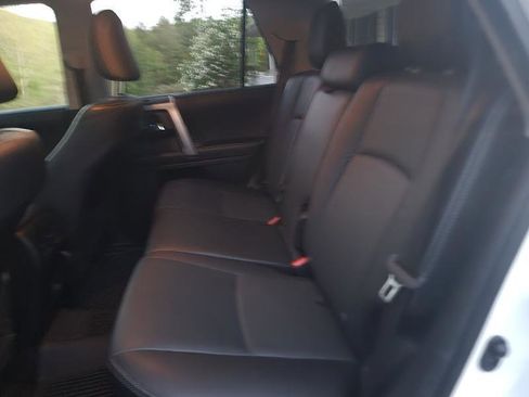 Used 2022 Toyota 4Runner Limited image 9