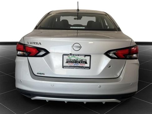 Used 2025 Nissan Versa S w/ Trunk Package FWD image 4