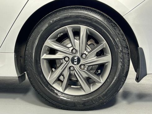 Used 2019 Kia Optima LX FWD image 30