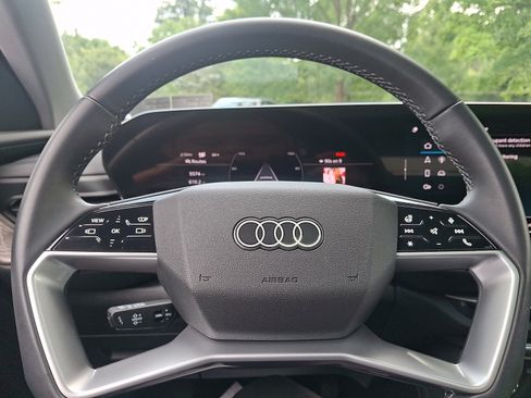 Certified 2025 Audi Q5 Premium w/ Premium Plus AWD/4WD image 20