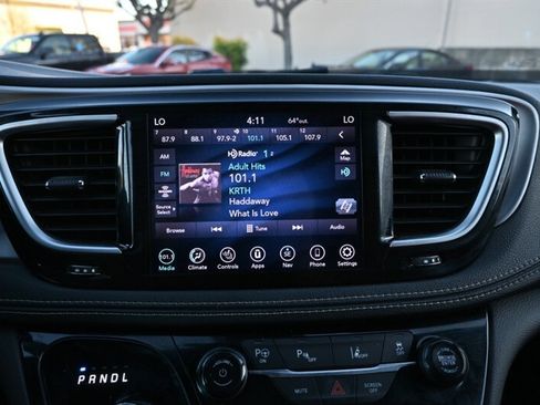 Used 2020 Chrysler Pacifica Limited w/ Quick Oder Package 2EV RED-S image 33