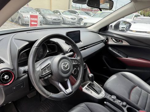 Used 2018 MAZDA CX-3 Touring w/ Preferred Equipment Package FWD image 11