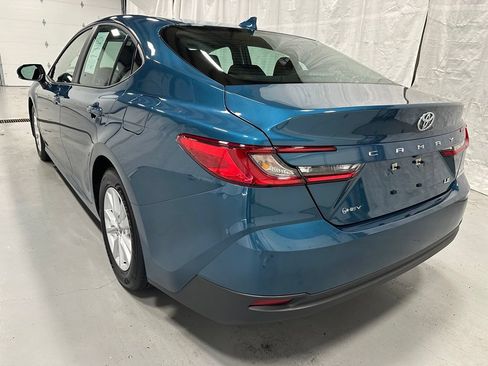 Used 2026 Toyota Camry LE FWD image 5