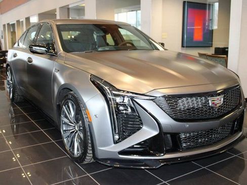 Used 2025 Cadillac CT5 V Blackwing w/ LE Monstre Special Edition image 6