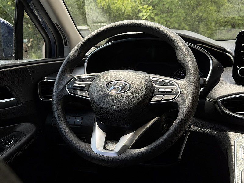 Used 2023 Hyundai Santa Fe SE AWD/4WD image 12