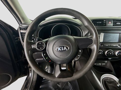 Used 2019 Kia Soul Base image 13