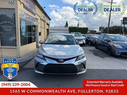Used 2021 Toyota Camry LE FWD image 6