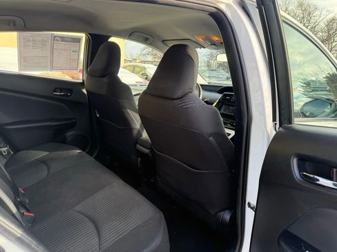 Used 2018 Toyota Prius Two image 16