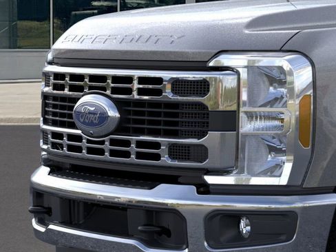 New 2025 Ford F350 XLT w/ 360-Degree Camera Package image 17