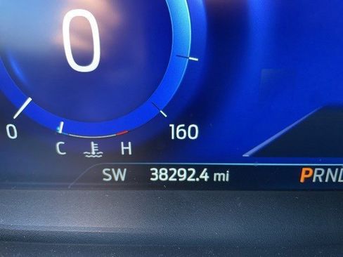 Used 2023 Ford Explorer Platinum w/ Technology Package image 11