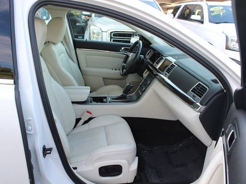 Used 2011 Lincoln MKS w/ 101A Rapid Spec Order Code FWD image 20