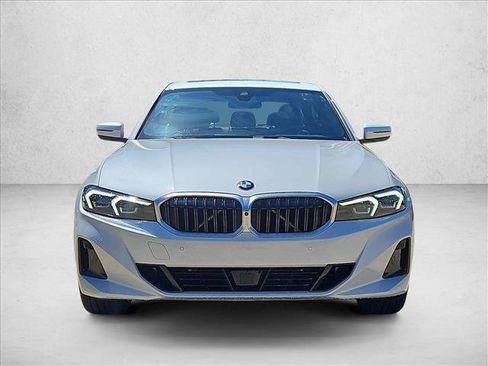 Used 2025 BMW 330i xDrive Sedan AWD/4WD image 2