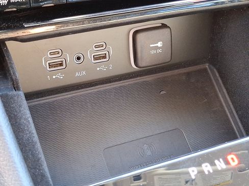 Used 2021 Jeep Grand Cherokee L Laredo w/ Luxury Tech Group I image 32