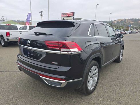 Used 2021 Volkswagen Atlas Cross Sport SEL AWD/4WD image 3
