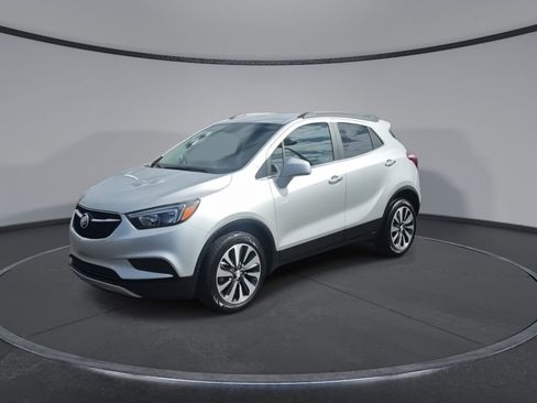 Used 2022 Buick Encore Preferred w/ Safety Package image 4