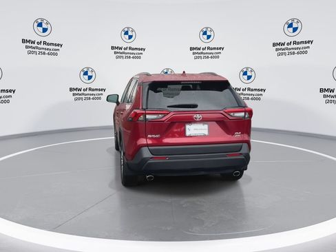 Used 2019 Toyota RAV4 XLE Premium w/ Cold Weather Package AWD/4WD image 3