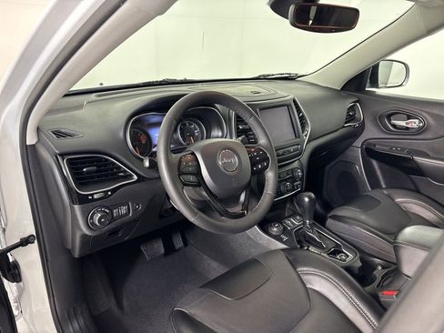 Used 2023 Jeep Cherokee Altitude Lux image 14