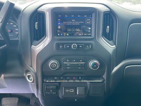 Used 2024 Chevrolet Silverado 1500 W/T w/ WT Value Package AWD/4WD image 19