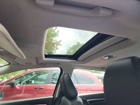 Used 2019 Honda Fit EX-L image 8