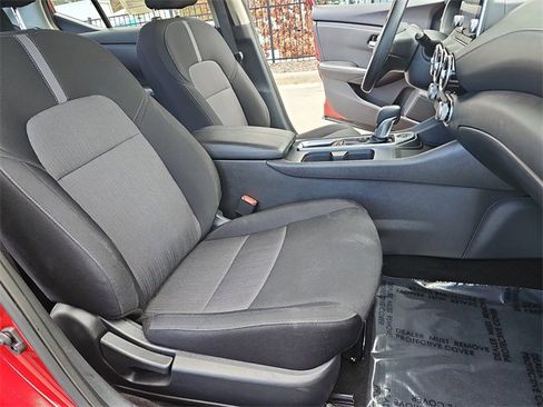 Used 2024 Nissan Sentra SV image 10