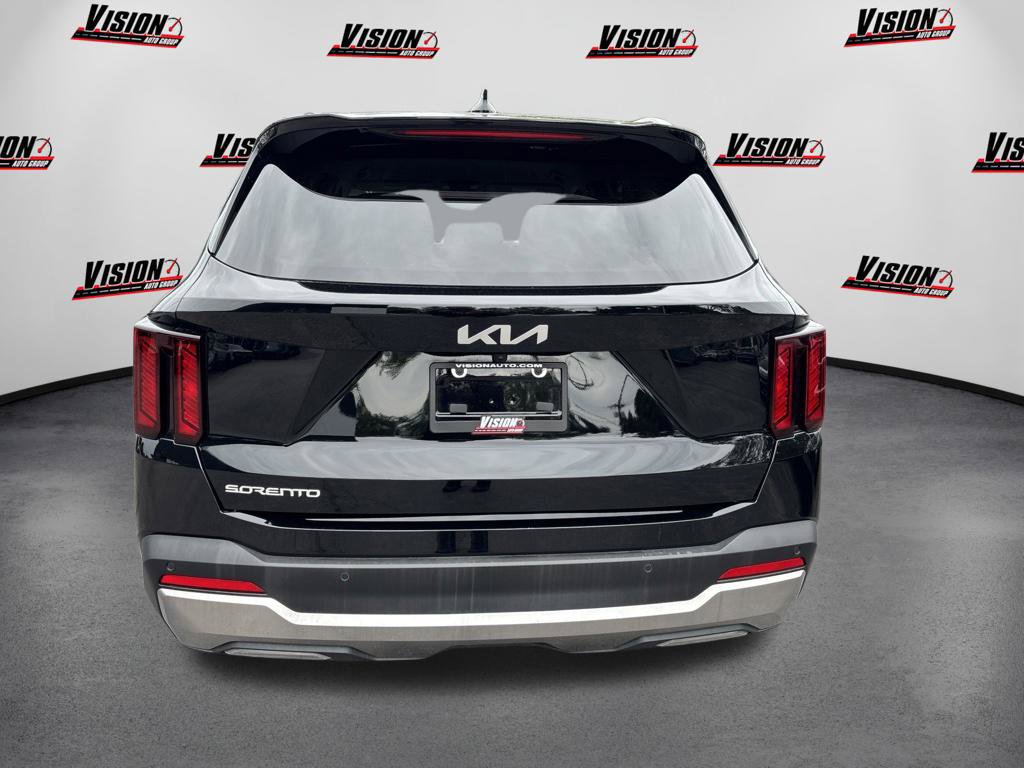 Certified 2026 Kia Sorento S FWD image 8