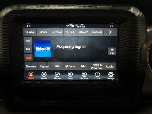 Used 2021 Jeep Wrangler Sport image 21