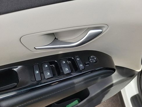 Used 2023 Hyundai Tucson Limited image 9