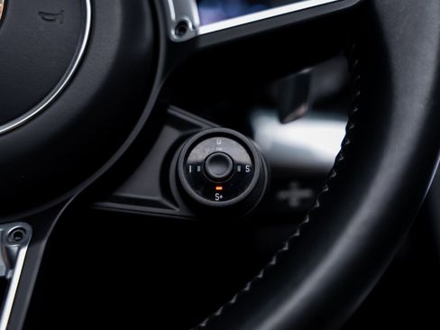 Used 2017 Porsche 911 Turbo image 47